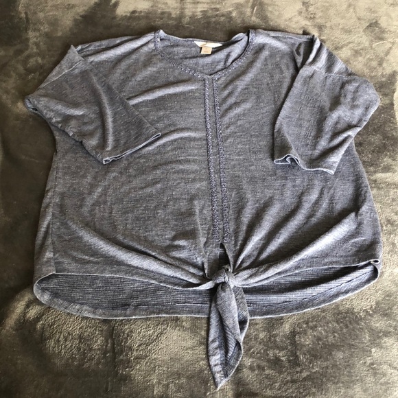 Christopher & Banks Tops - Women’s size X-LARGE Christopher & banks blue shirt